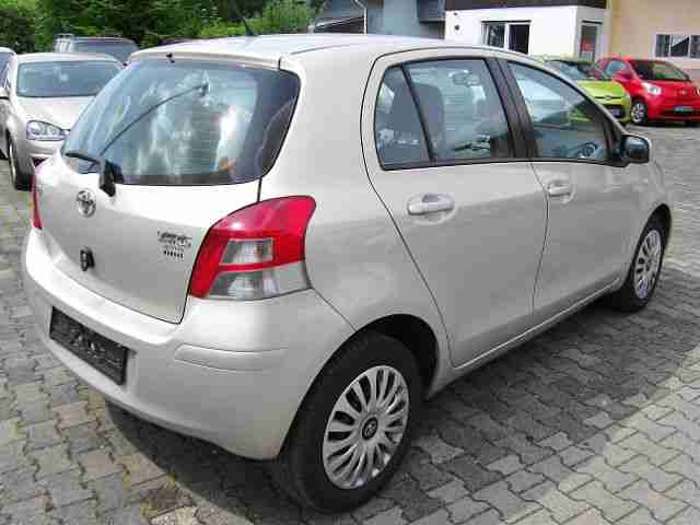 Toyota Yaris 1.33 VVT-i Multi Mode Life