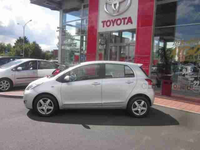 Toyota Yaris 1.33 VVT-i Multi Mode Life LM CHROMPAKET K