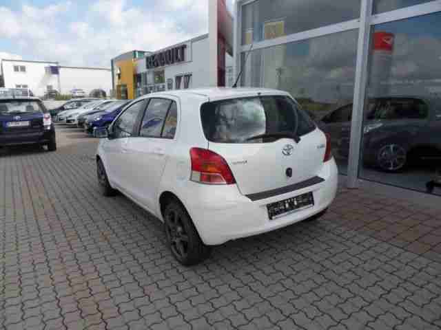 Toyota Yaris 1.33 VVT-i Sol