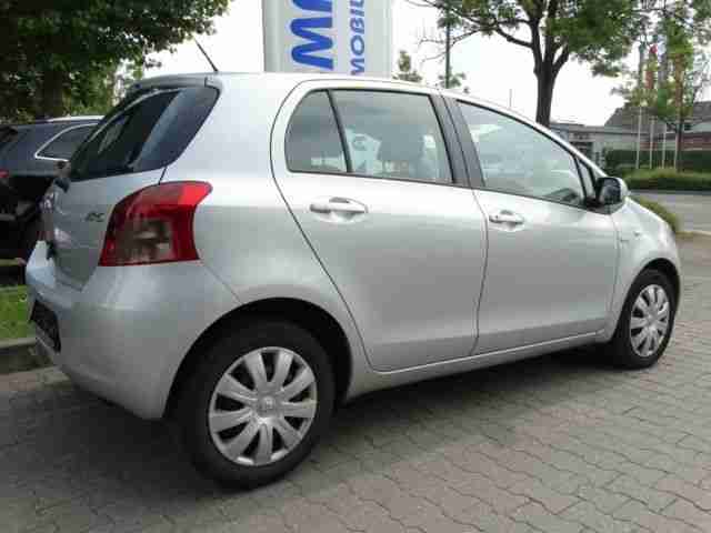 Toyota Yaris 1.4 D-4D "KLIMAANLAGE"/Finz99€ mtl.
