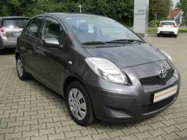 Toyota Yaris 5-Türer 1.0 VVT-i Cool 24-Monate Garantie