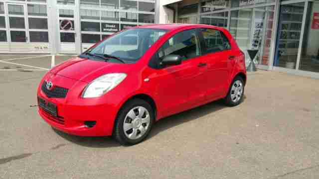 Toyota Yaris Cool