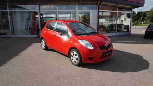 Toyota Yaris Cool