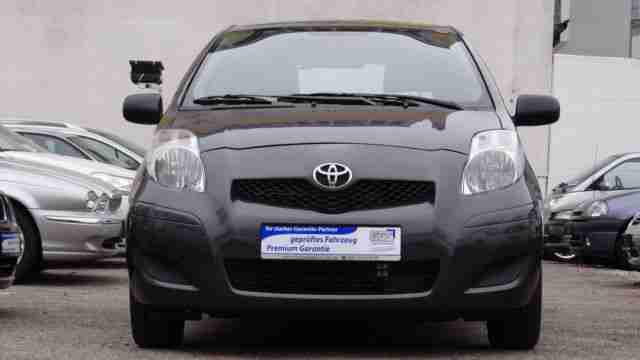 Toyota Yaris Cool