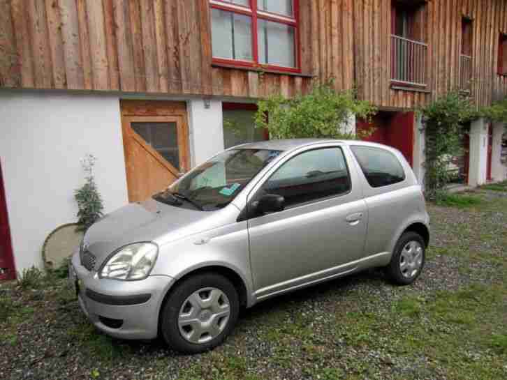 Toyota Yaris EZ 2004 KM 75000 Tüv 10-15 8 fach Bereift