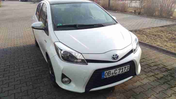 Yaris Hybrid 1.5 VVT i Club Vollausst., Standhz.