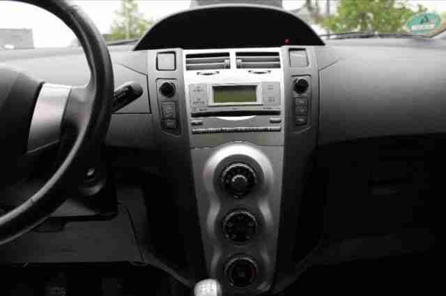 Toyota Yaris Sol