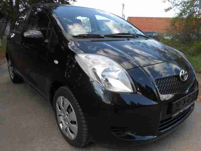 Toyota Yaris Sol Top Zustand