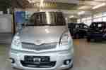 Yaris Verso 1.3 Silber mit Benzin LPG anlage