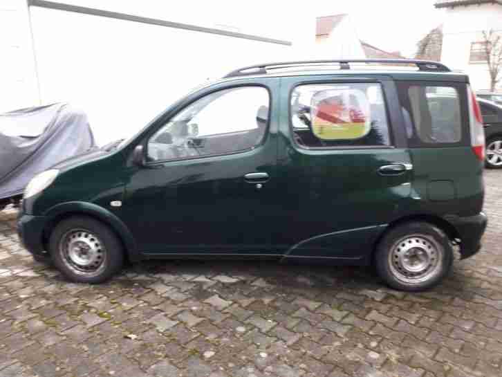 Toyota Yaris Verso Auspuff u. Tank NEU