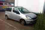 Yaris Verso Unfallfahrzeug