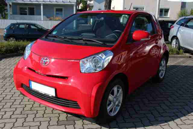 Toyota iQ Basis 1.0 VVT i