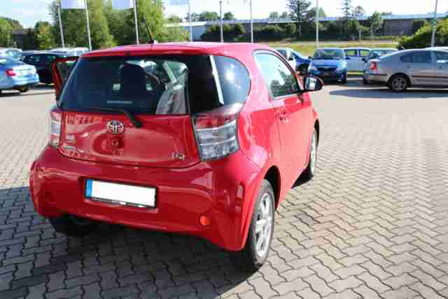 Toyota iQ Basis 1.0 VVT-i