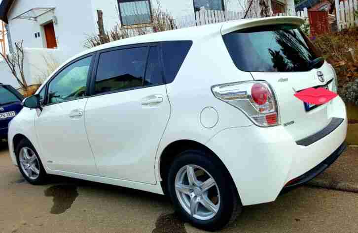 Toyota verso 5 Sitzer 132 PS