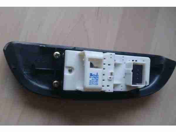 Toyota yaris verso Fensterschalter links