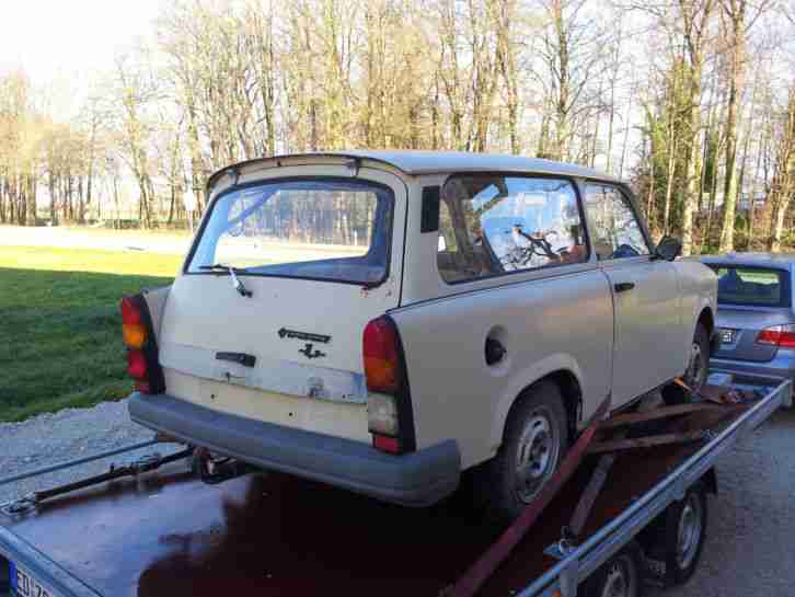 Trabant 1.1 Kombi 4 Takt aus DDR Yungtimer-Oldtimer Sammler IFA WEB De luxe? AHK