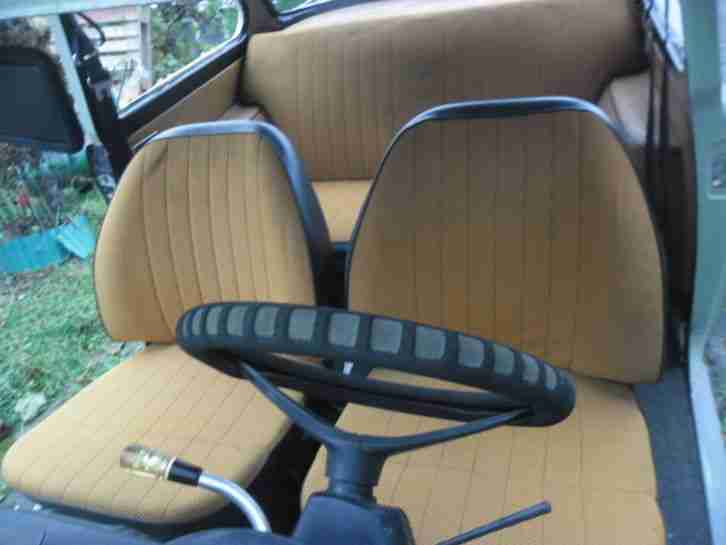 Trabant 601 1981 mit Teilepaket AHK MOTOR GETRIEBE zum fertigstellen
