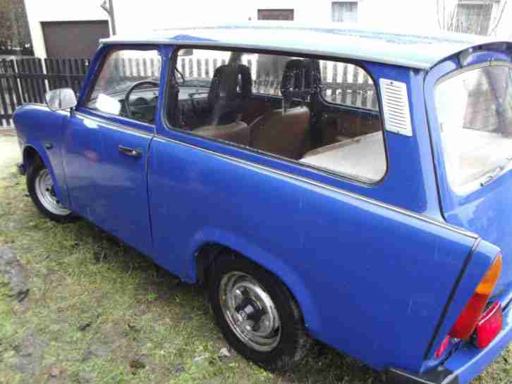 Trabant 601 Kombi , Trabbi , Blauer Trabant