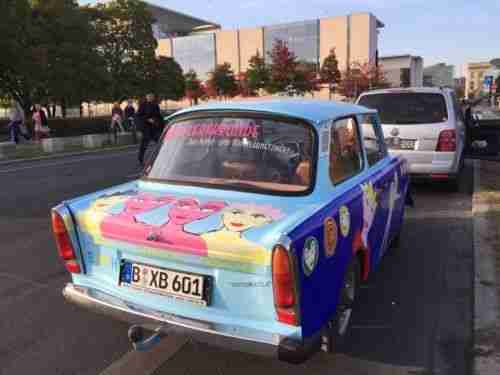 Trabant 601 W, Art Car gestaltet von Kiddy Citny Baujahr1989 / bemalt 2015