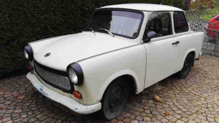 Trabant 601 - sehr guter Zustand + Ersatzteile-Paket, ein Satz originale Reifen