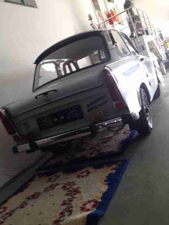 Trabant De Luxe