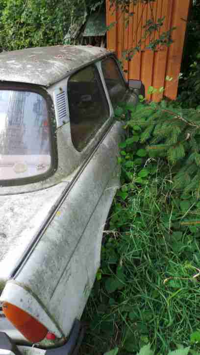Trabant P601-5,Bj.1988,Restaurationsobjekt,47000KM,springt an