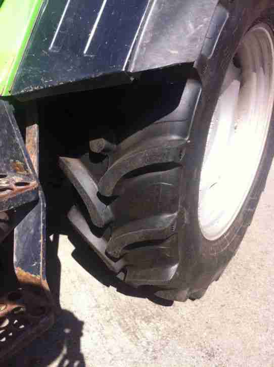 Traktor DEUTZ D 1040 A-T K66/2300 Baujahr 85