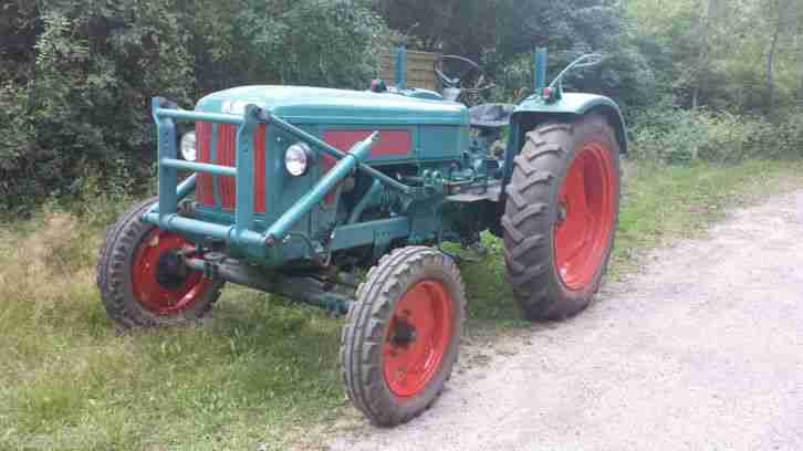 Traktor Schlepper Oldtimer Hanomag Brillant 600