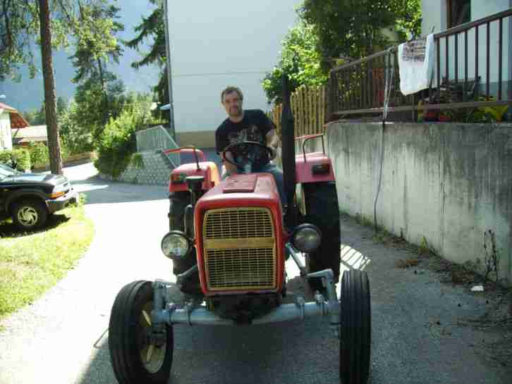 Traktor Ursus C335