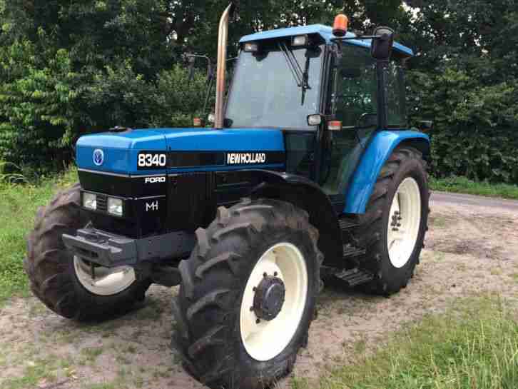 Trecker Schlepper New Holland