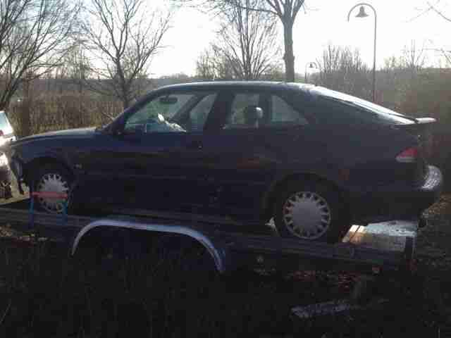 Unfallfahrzeug Saab 900 II Coupé mit Lederausstattung