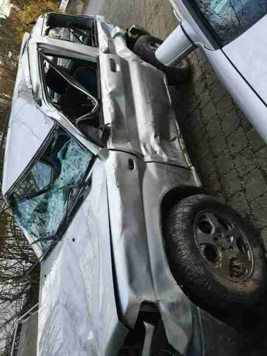 Unfallwagen Mitsubishi Pajero Pinin 2.0 GDI