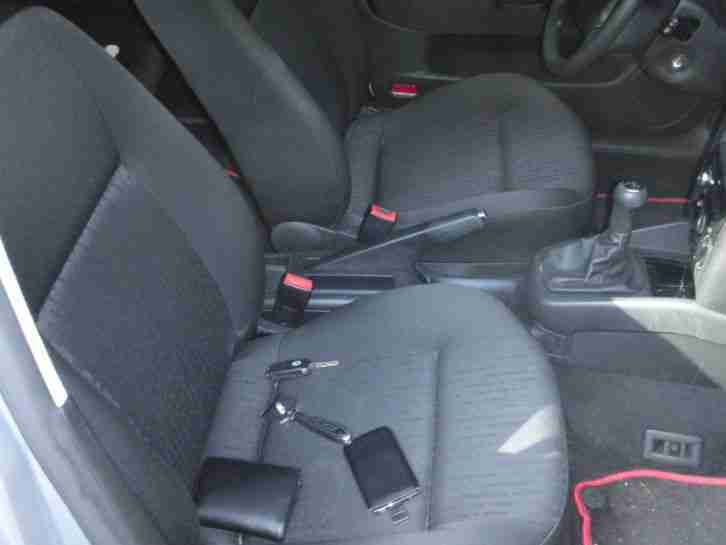 Unfallwagen VW Golf 4 1,4 Champ mit Frontschaden
