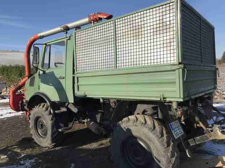 Unimog U 1000