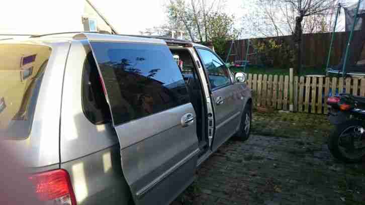 VERKAUFE KIA CARNIVAL SKYLINE 2;9 L DIESEL