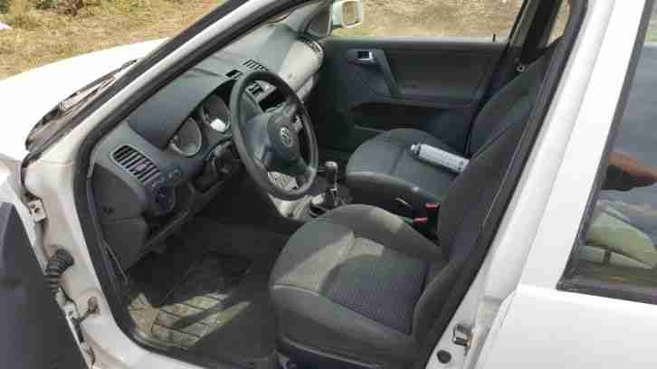 VOLKSWAGEN VW POLO 6N2 60 PS 195 TKM BJ 2000 ERSTE HAND