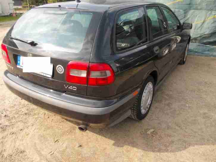VOLVO V 40 KOMBI TÜV 03 15 Zuverlässig