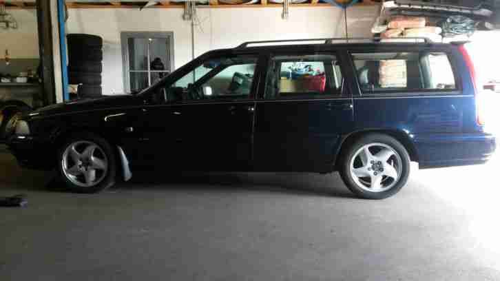 VOLVO-V70