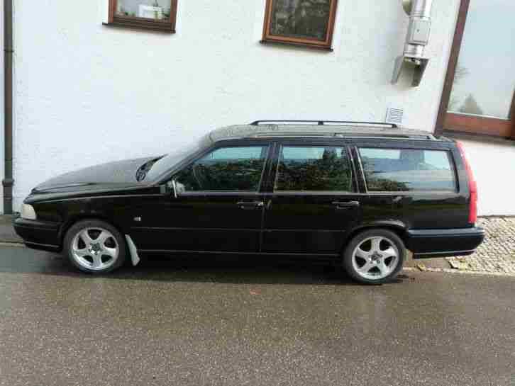 VOLVO V70 Kombi Automatik TÜV(03/15) AHK Blaupunkt/CD Alus Klima FB AU/NEU