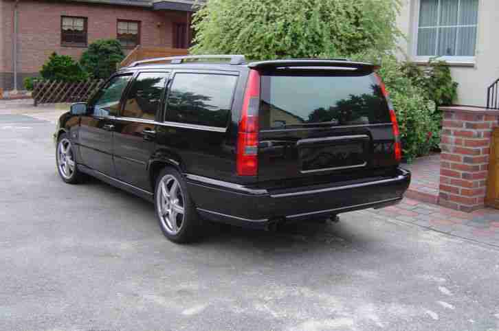 VOLVO v 70 R