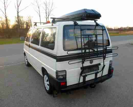 VW Bus 2,4 L Diesel, TÜV neu, 7 Sitze, Dachbox, AHK, 180 tkm,220 V,Signalleuchte