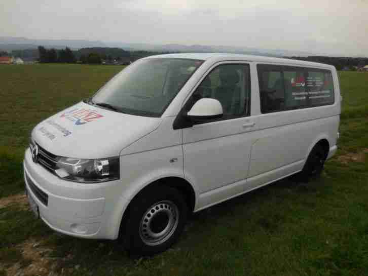 VW Bus T5 Caravelle Comfortline 2, 0l TDO BMT 9 Sitzer