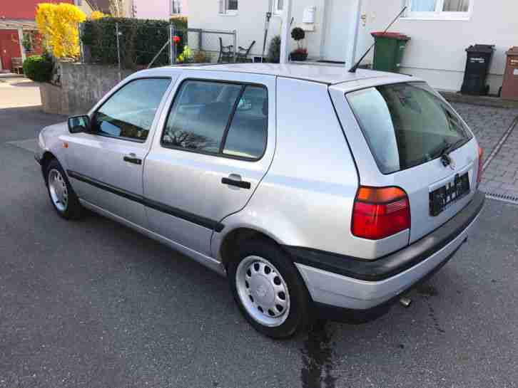 VW Golf 3 III Syncro ***Erstbesitz*** Allrad Volkswagen Typ A3/1HP 1.8 GT 90PS