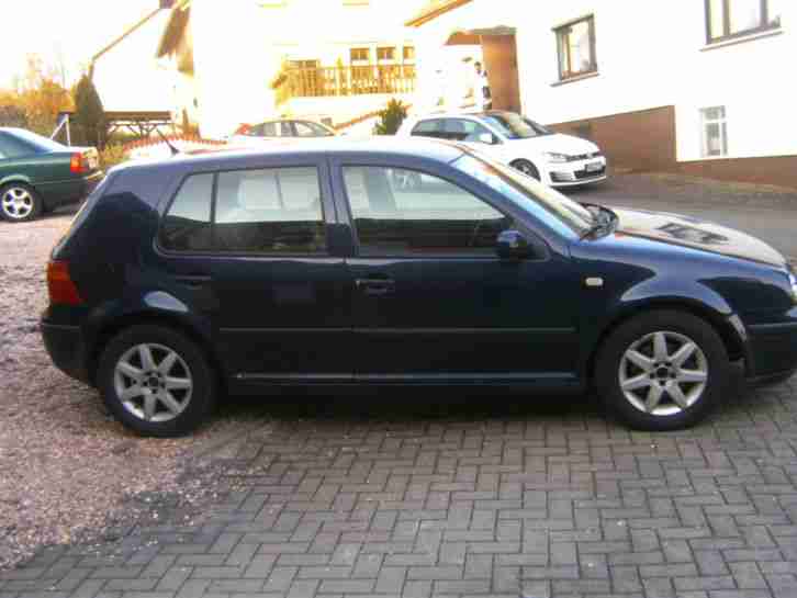 VW Golf 4 2.0 Blau-met. BJ1999, 115PS, Klima TÜV neu, ohne Mängel
