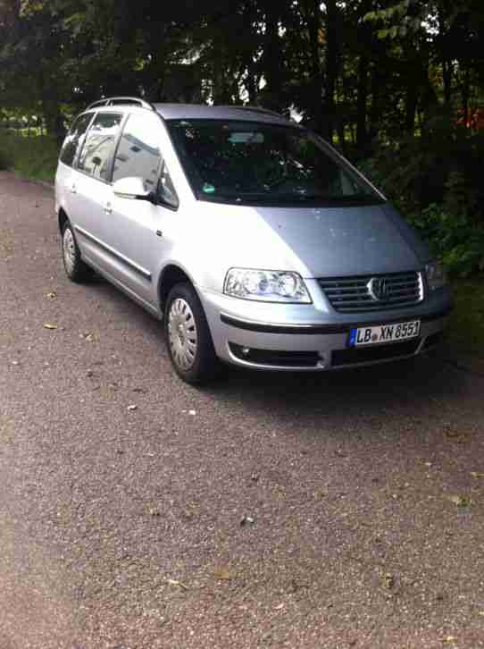 VW Sharan 1,9 TDI 2006bj,NAVI;XENON;AHK;USW.