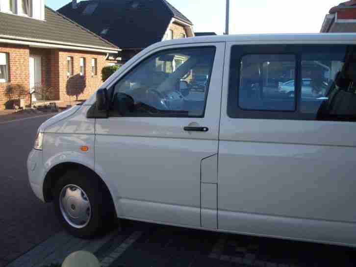 VW T 5 Multivan-Caravelle 1,9 ltr TDI 63 KW weiß 9 Sitzer