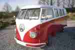 VW T1 Fensterbus in zweifarbiger Lackierung Baujahr
