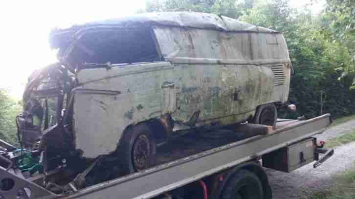 VW T1 Modell 211 mesh grey Baujahr 29.10.1966 Scheunenfund, Waldfund