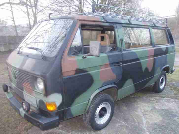 VW T3 ex BW Bundeswehr Bus Transporter Tarnfleck LKW 42 KW Tüv 03/2016 AHK Top