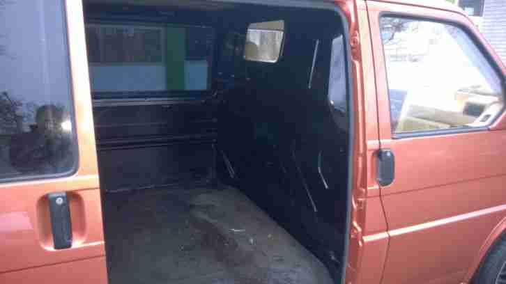 VW T4 2,5 TDI 102PS Transporter Leder Klima Standheizung Tüv4/16 kein Rost